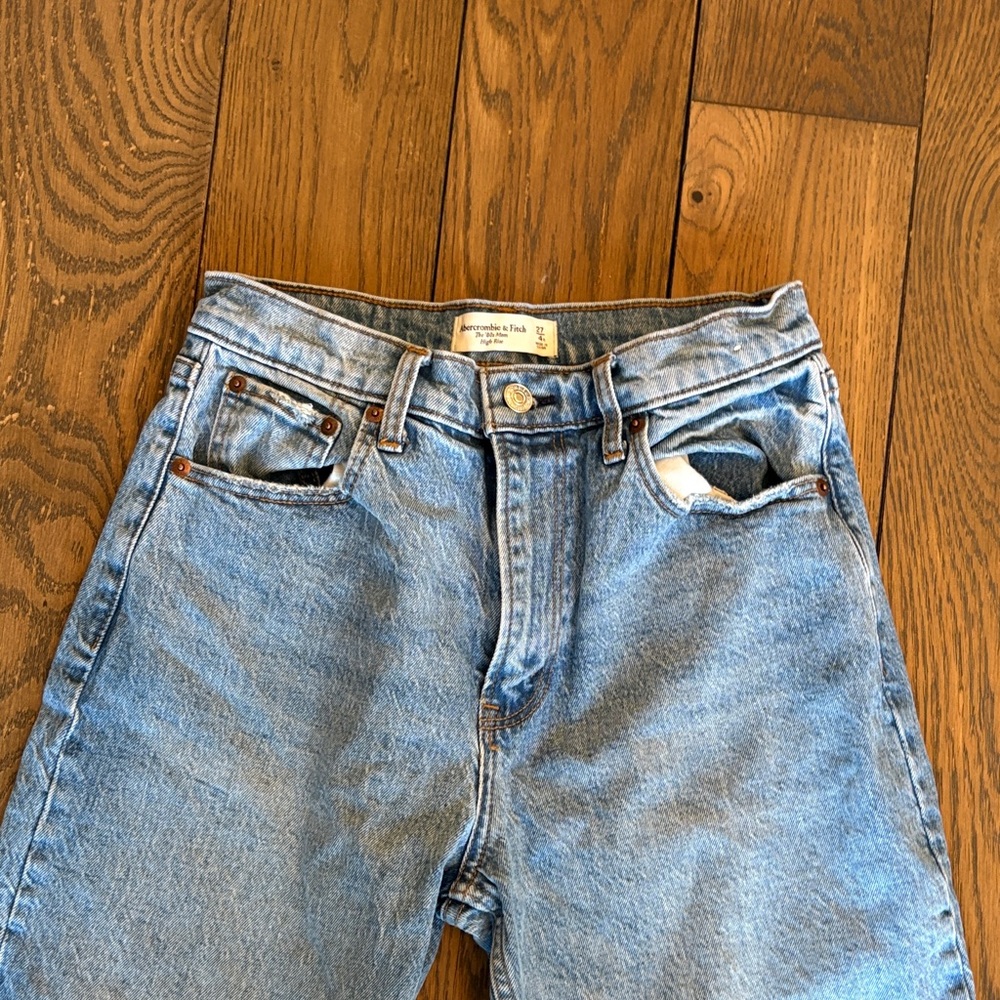 Abercrombie & Fitch Light Blue High Rise Jeans - Picture 2 of 4